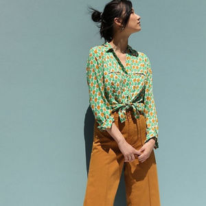 NWT 52 Conversations Colloquial Buttondown